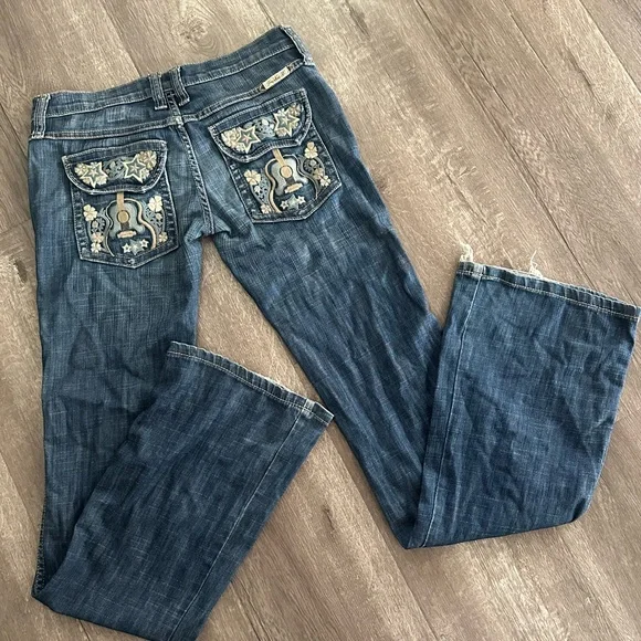 Frankie B. Very limited guitar jeans. - Picture 9 of 12